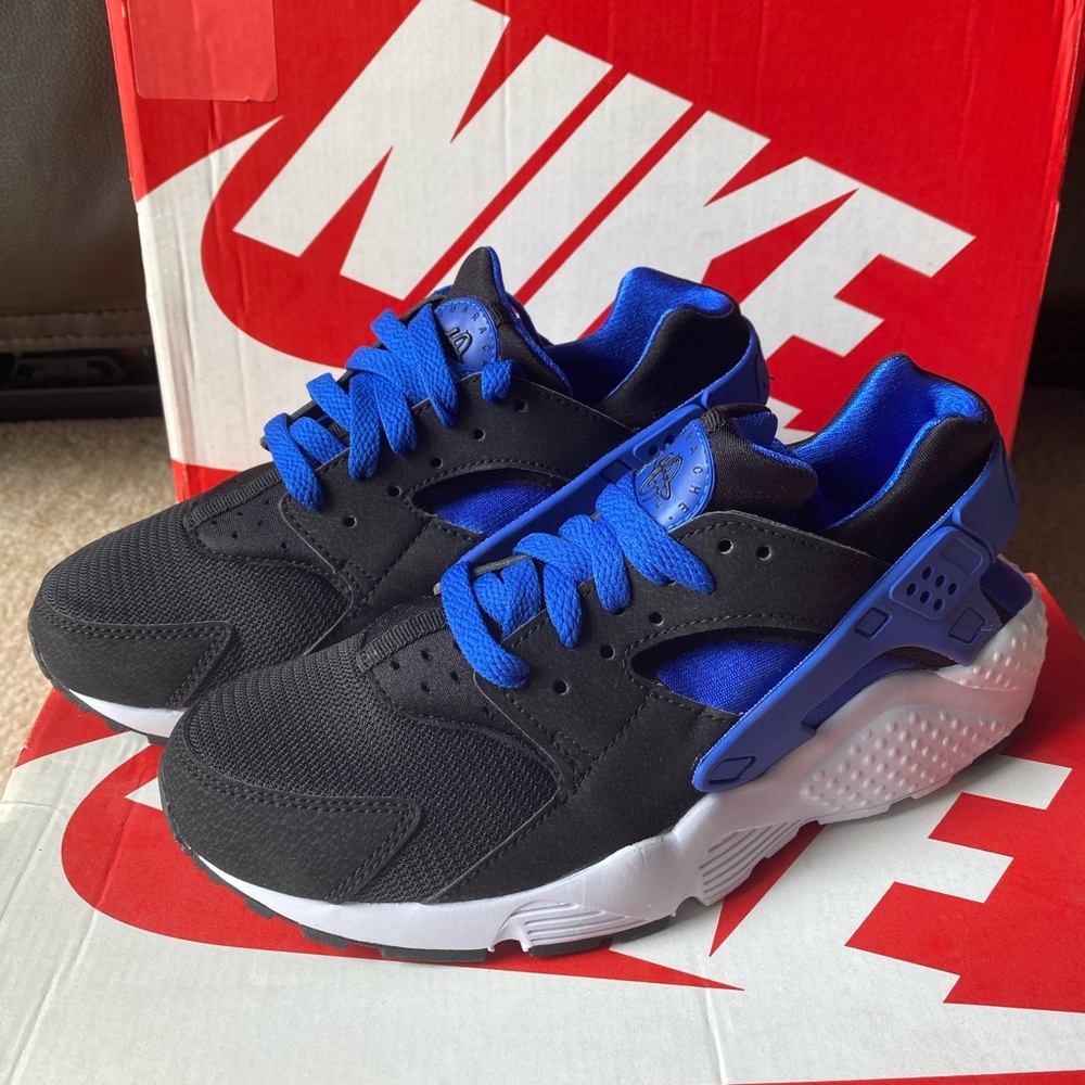NIKE NEW SHOES
